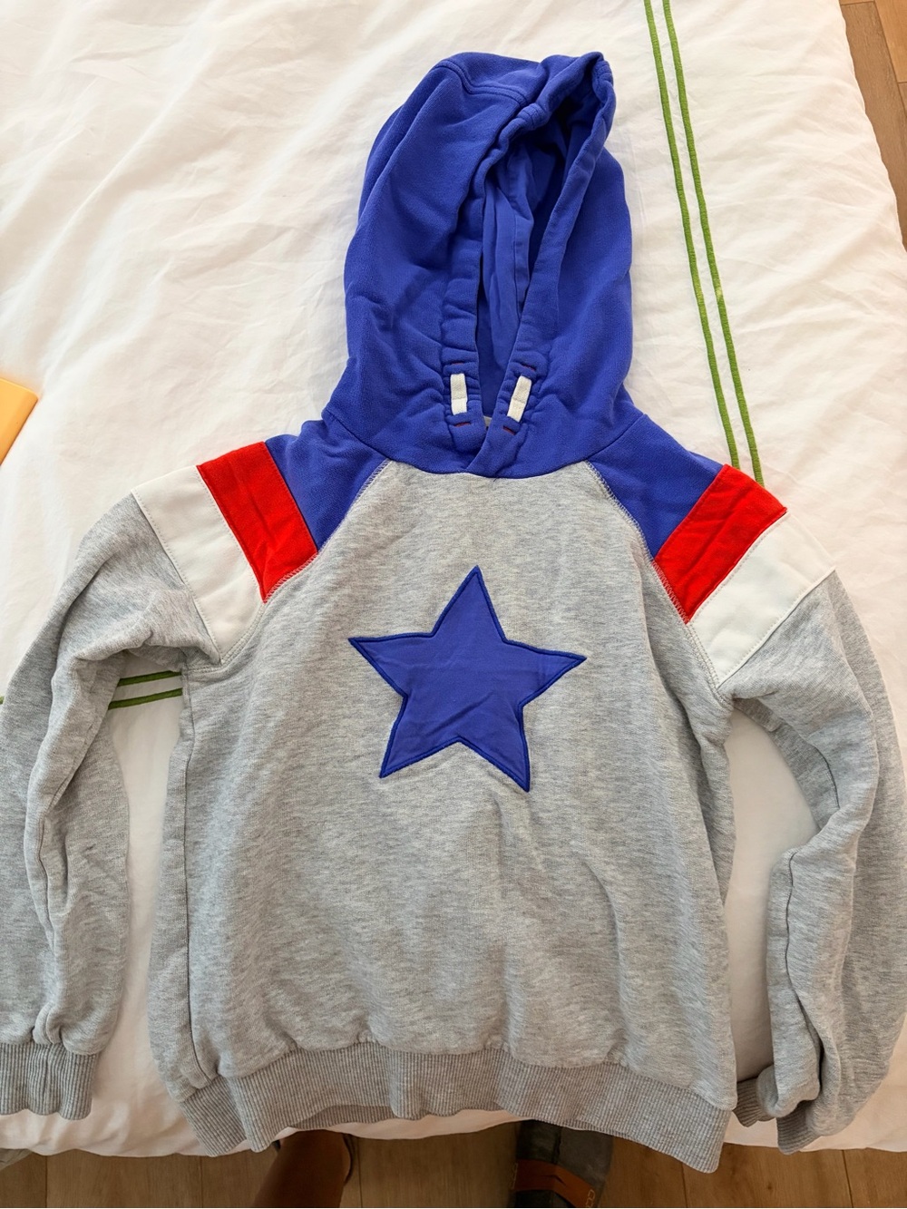 Mini Boden Star Applique Hoodie Sweatshirt - Gray & Blue size 6/7